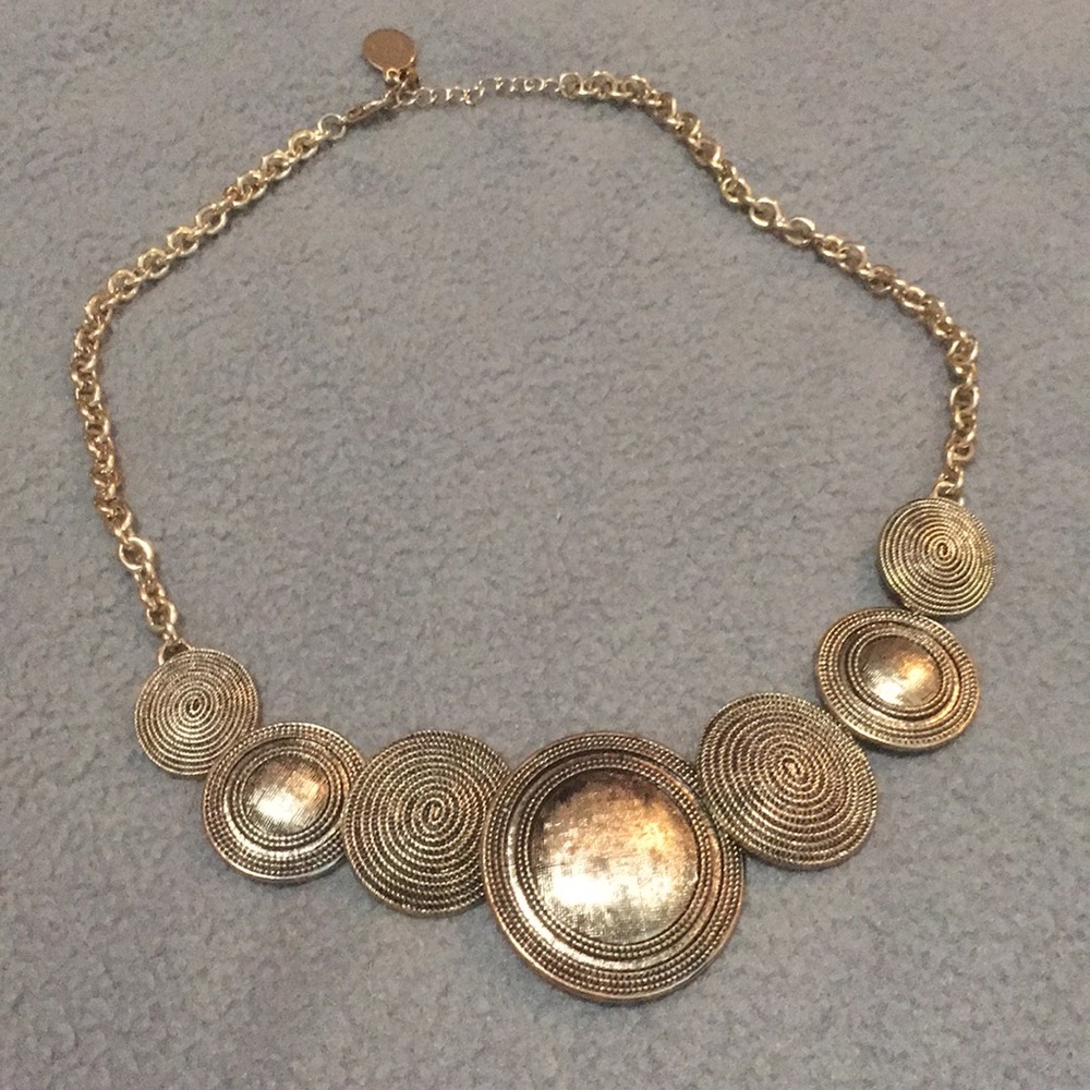 Gold/bronze statement necklace chunky